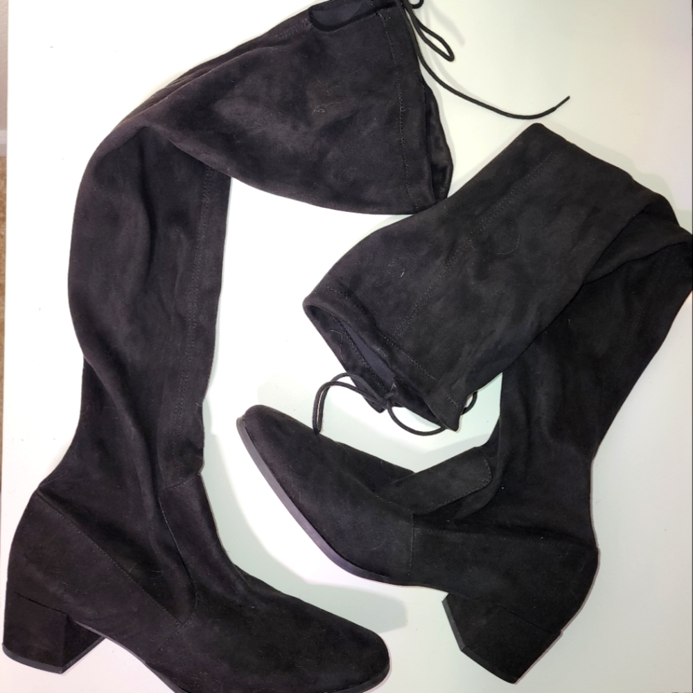 Black Chinese Laundry Knee-High Boots